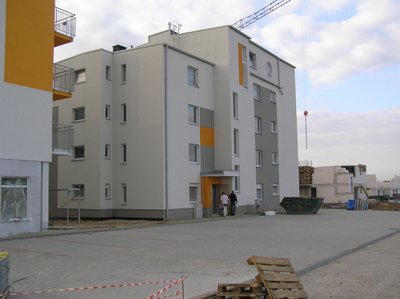 Blok C od parkingu